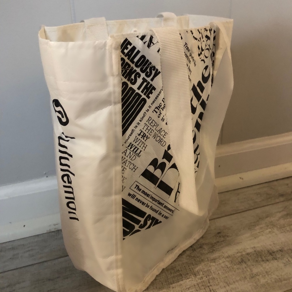 lululemon bags!!